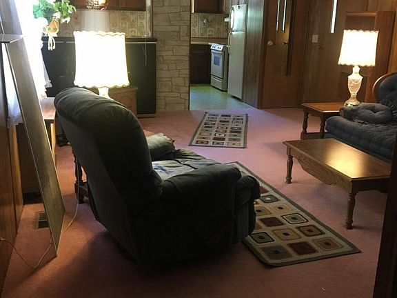 5th image of 10869 Park Dr