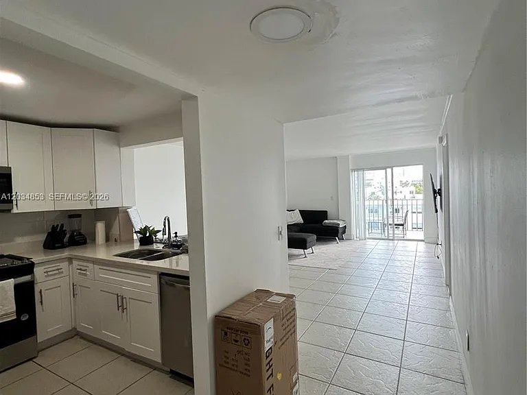 6545 Indian Creek Dr #509 — Photo 8