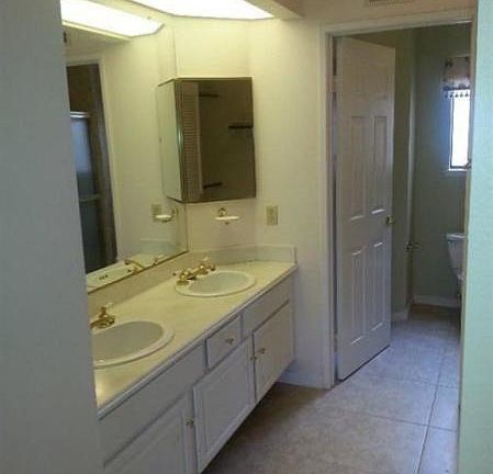 4th image of 260 Country Club Dr Unit D