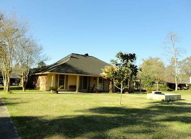 1st image of 8016 Hermitage Dr