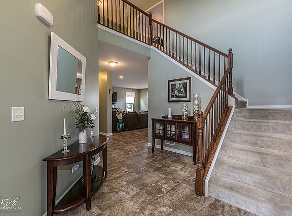 2nd image of 2322 Amsterdam Cir