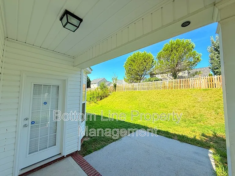 2910 Watercrest Dr NW — Photo 25