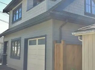 187 W 23rd Ave #1A, Vancouver, BC V5Y 2H1