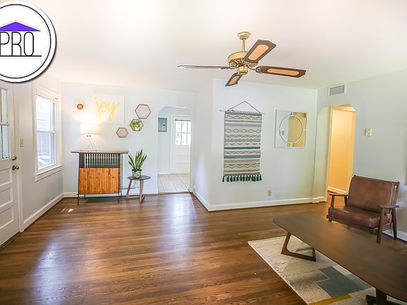 3rd image of 1403 N Elam Ave