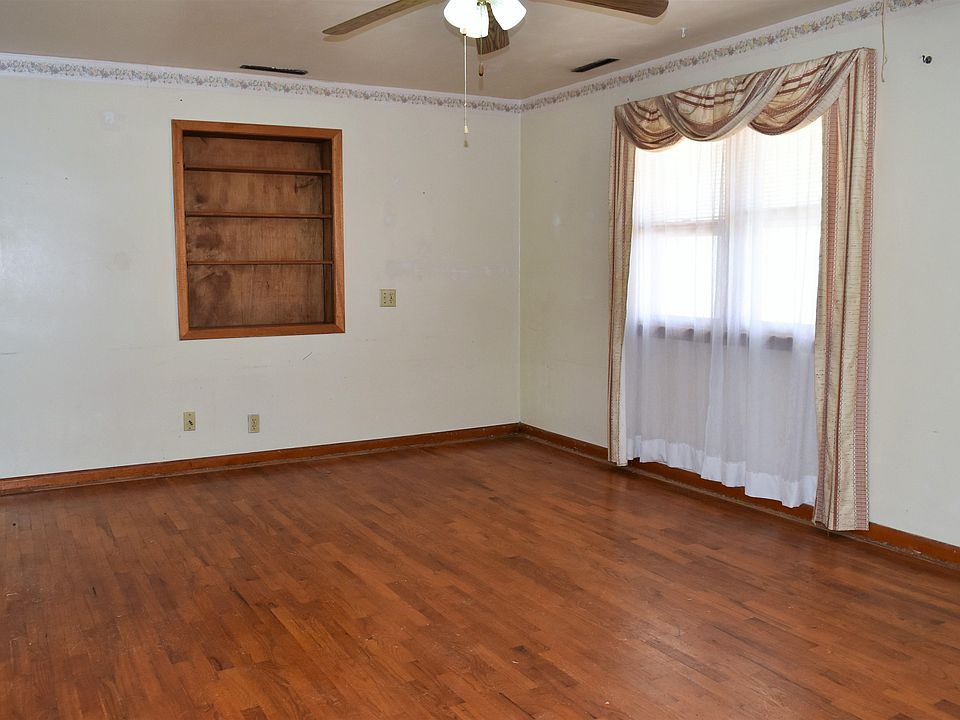 308 W Hall St, Oberlin, KS 67749 MLS 202468 Zillow
