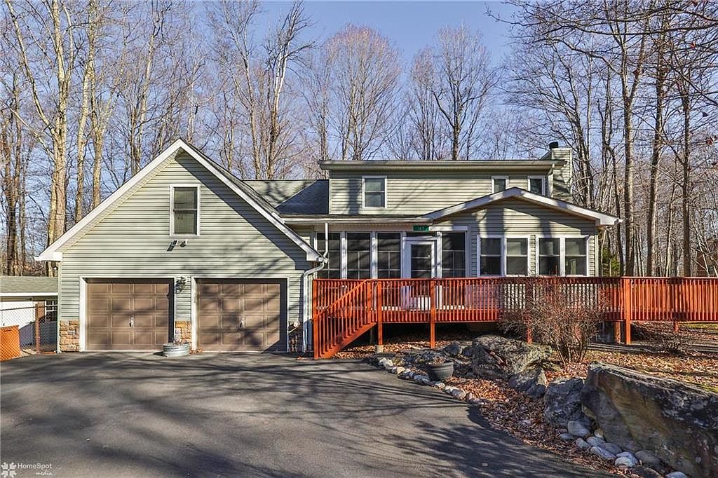 165 Paxinos Dr, Pocono Lake, PA 18347 Zillow