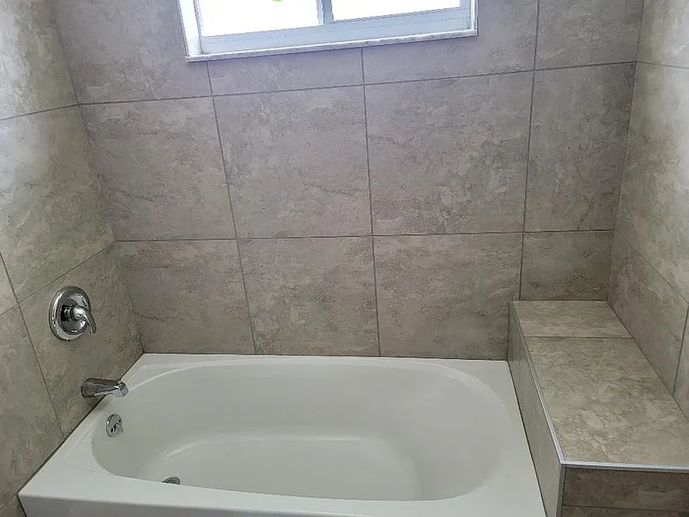 2310 Prime Cir #B — Photo 18