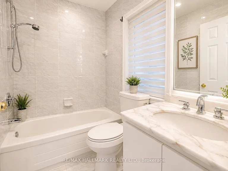 51 Risebrough Ave — Photo 18