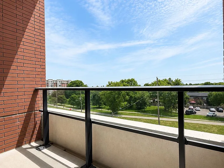 4010 Eglinton Ave W #427 — Photo 18