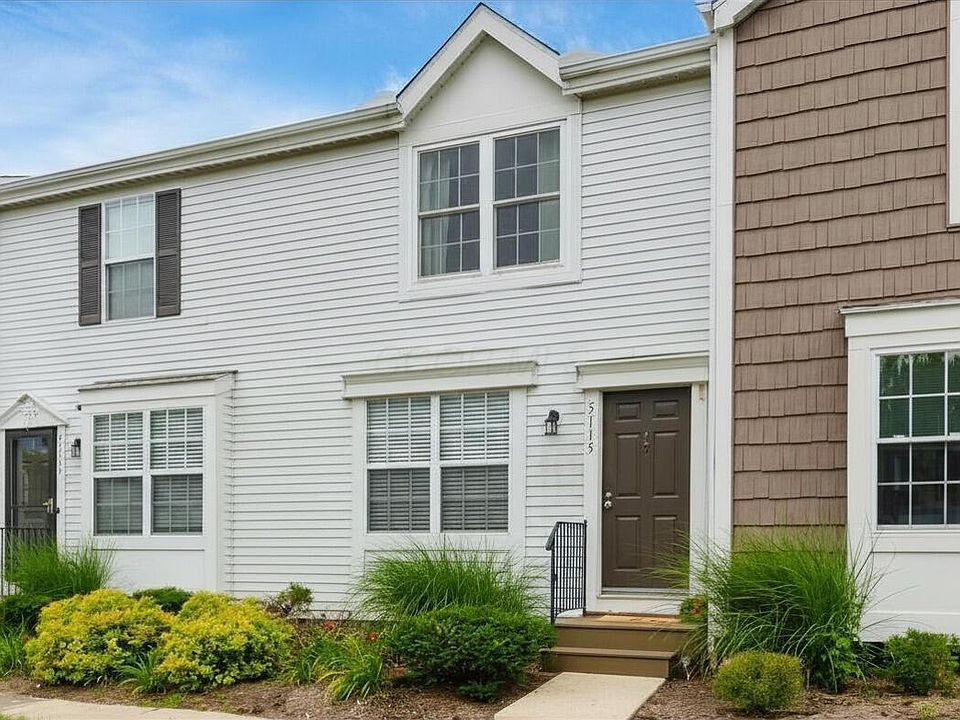 1st image of 5115 Singleton Dr #39C