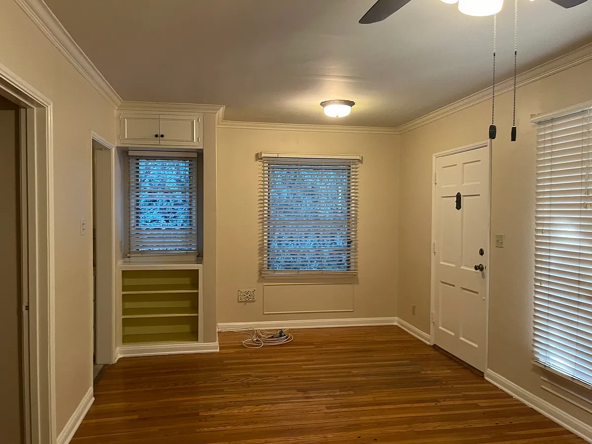 Building Photo - 1028 San Rafael Ave #1028