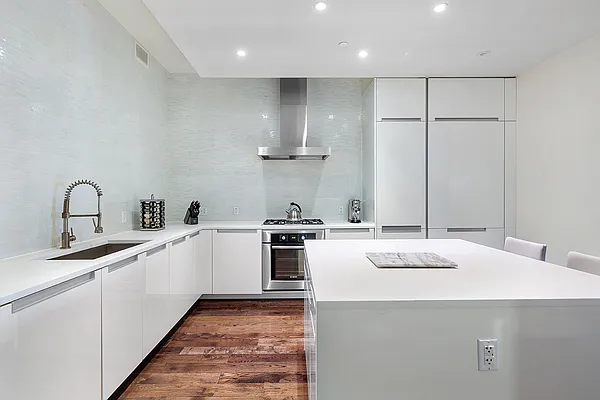 Sold by Compass | media 6