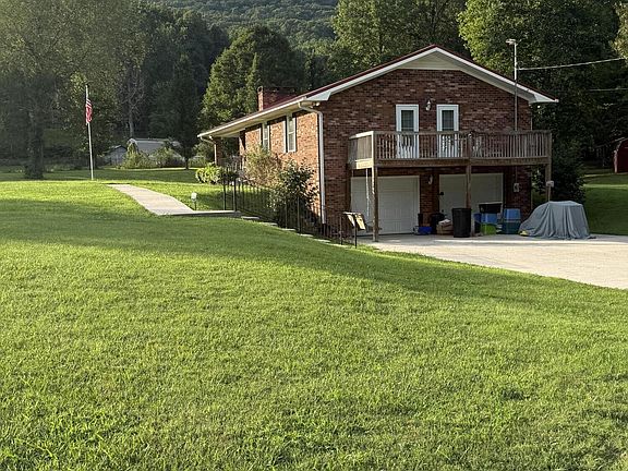 2nd image of 4394 Back Valley Rd