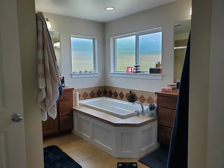 24240 NE 108th St — Photo 32