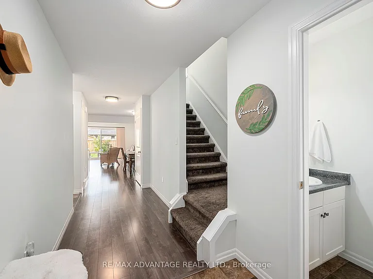 377 Beech St — Photo 26