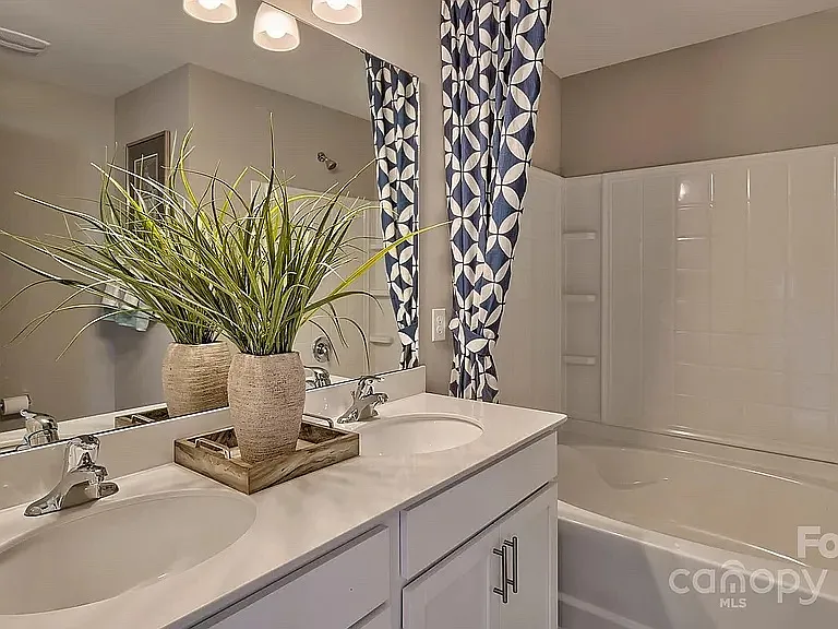 92 Ashelyn Park Dr — Photo 15