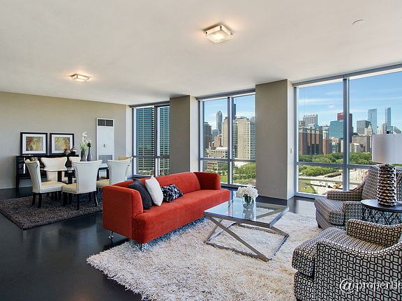 Living Room/Dining Room