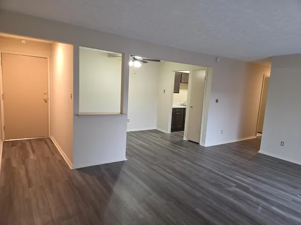 2-30 Chateau Pl #22-7, Milford, OH 45150