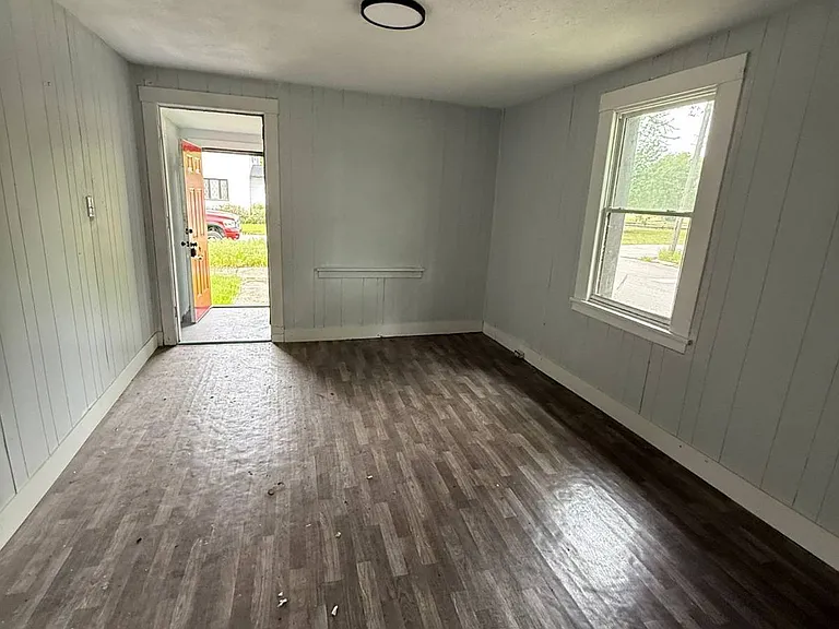 1401 Georgia St — Photo 7
