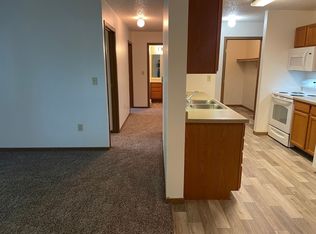 1401 12th St E #5, West Fargo, ND 58078
