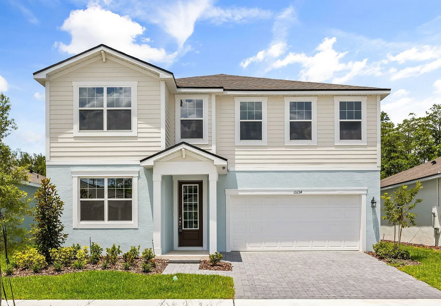 5 bed, 3.0 bath, 2575 sqft, $3,700 — Photo 1