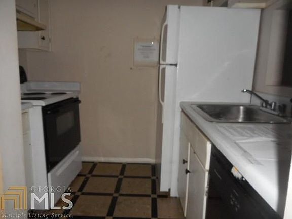 4th image of 1555 Terrell Mill Pl SE APT C