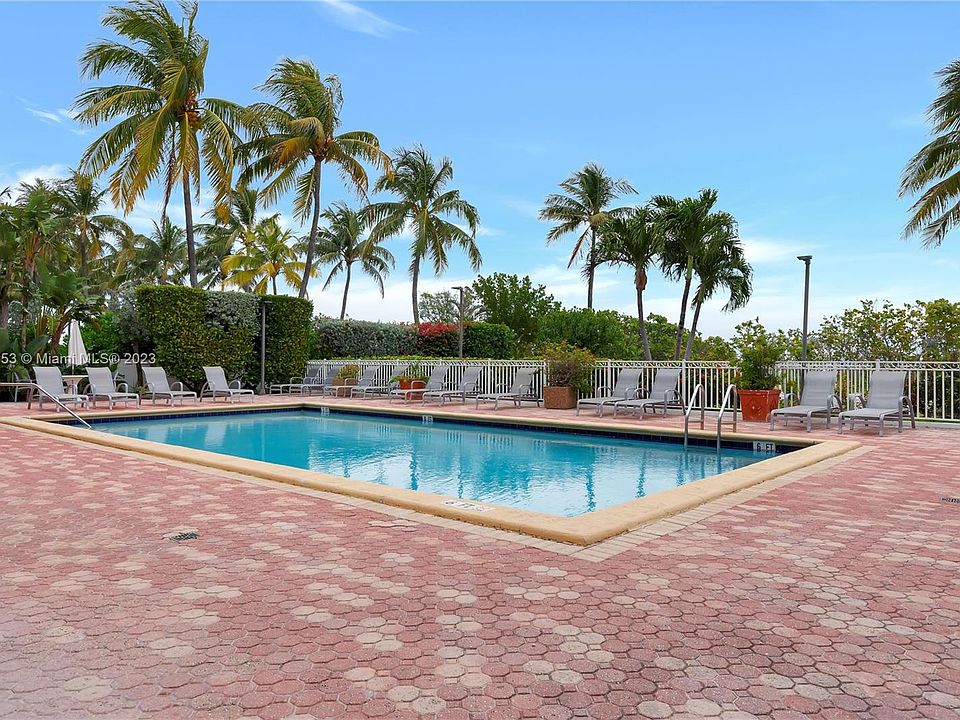 Vendome Place Condominiums - Miami Beach, FL | Zillow