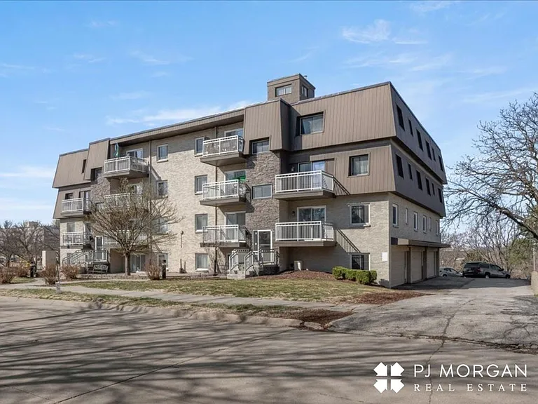 Mill Pointe — Photo 3