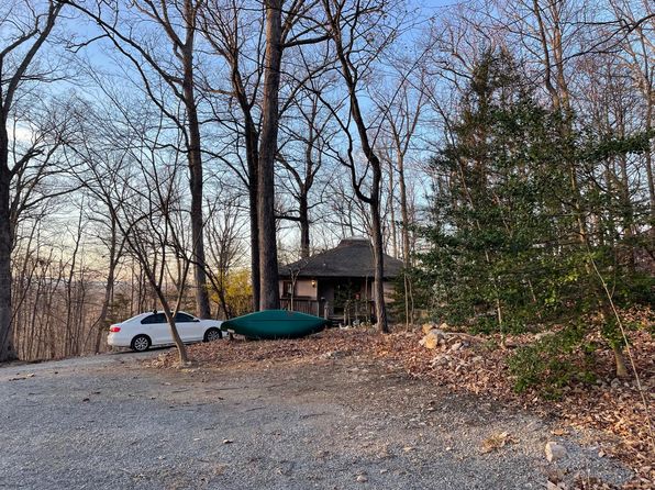 224 Chapman Ln