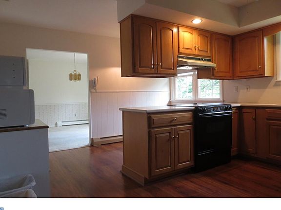 5th image of 1121 Yankee Dr