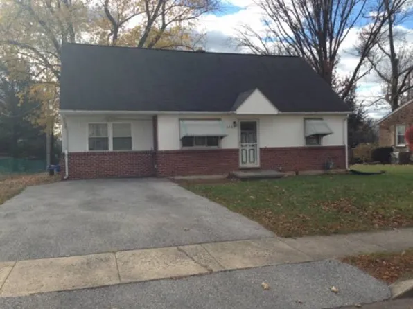 1752 Pelham Dr, York, PA 17406