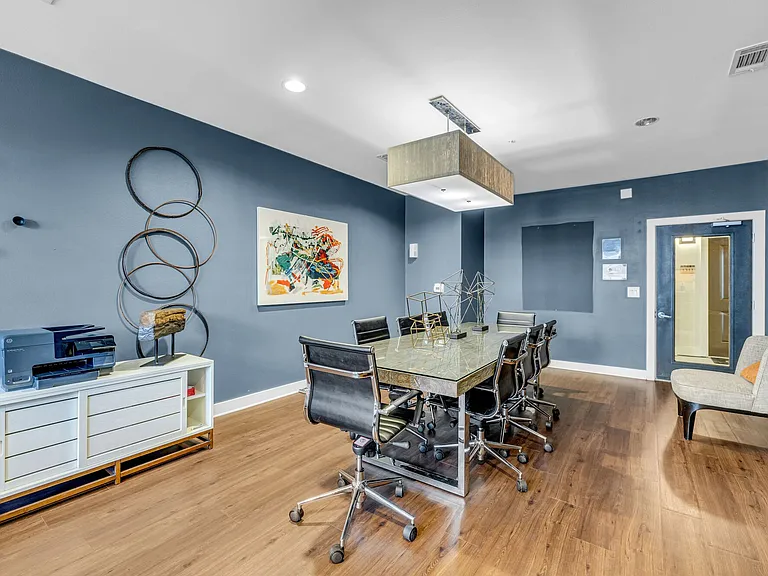 Artessa Apartments — Photo 15