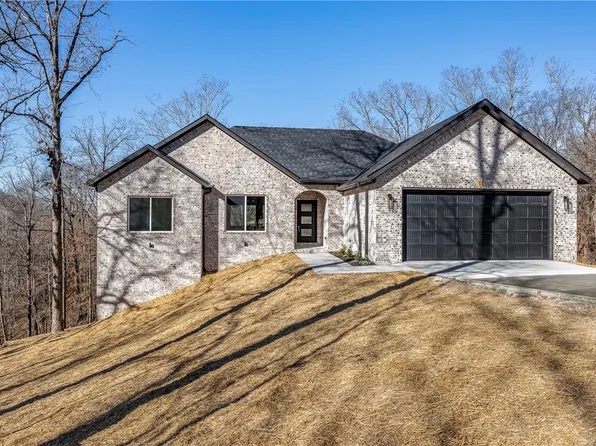 12 Claypole Ln, Bella Vista, AR 72715