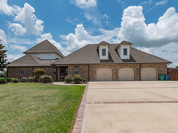 5th image of 200 Saddleback Cir