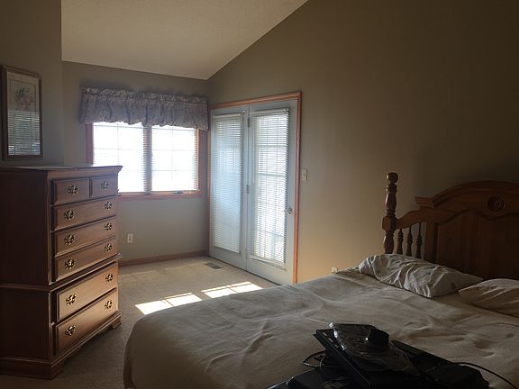 Master Bedroom sitting area