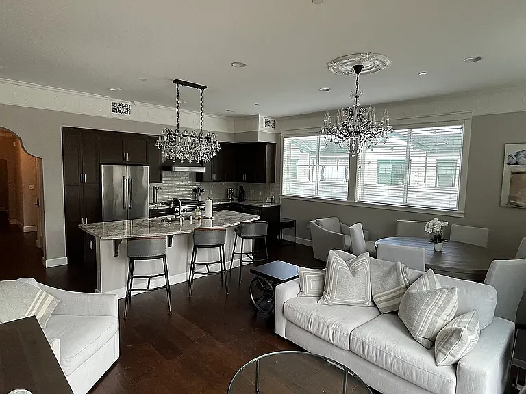 111 W Prospect Ave #202