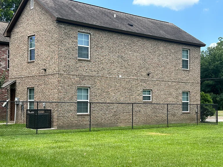 5390 Paige St — Photo 3