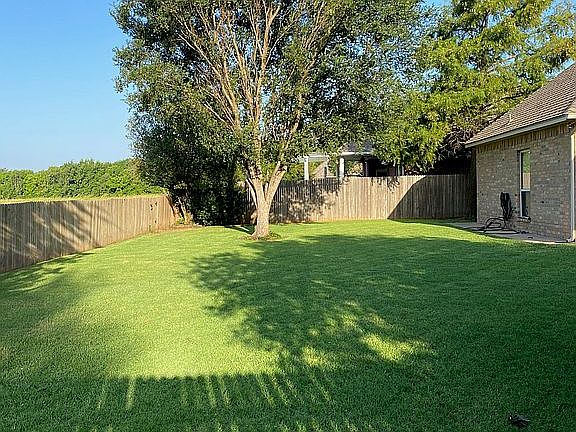 3rd image of 3028 SW 132nd Pl
