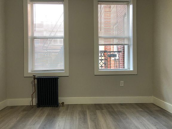 4th image of 19 Kensington Ave #43I