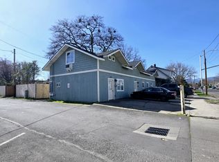 517 W 4th St, Medford, OR 97501
