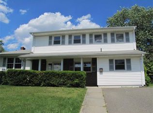 46 Cori St, Parlin, NJ 08859