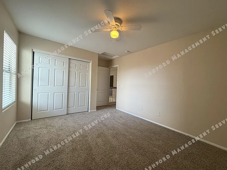 8303 S 47th Ln — Photo 35