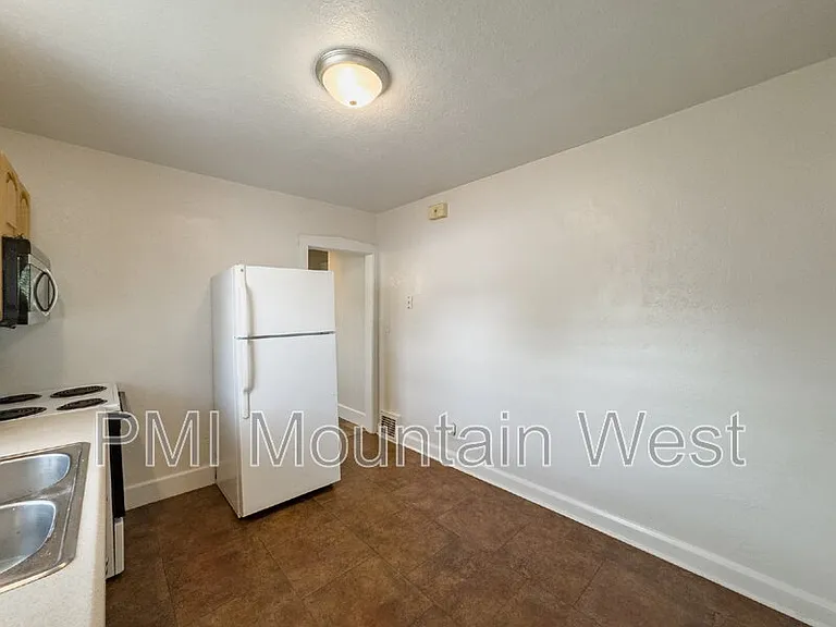 1134 S McClelland St — Photo 23
