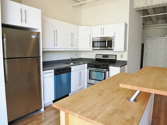 Rented by Brooklyn Heights Real Estate Inc | media 27