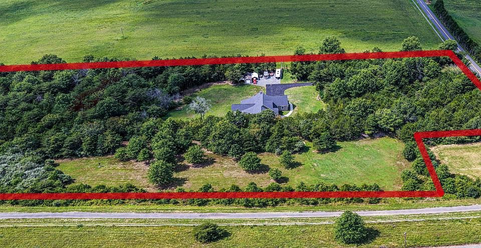 1st image of 1651 Sowego Rd