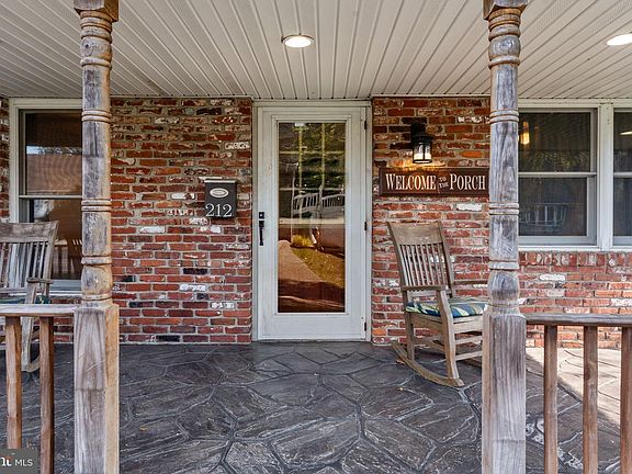 2nd image of 212 Plumbridge Dr