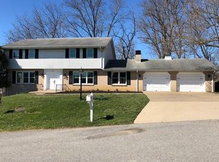 141 Valley Dr, Bridgeport, WV 26330