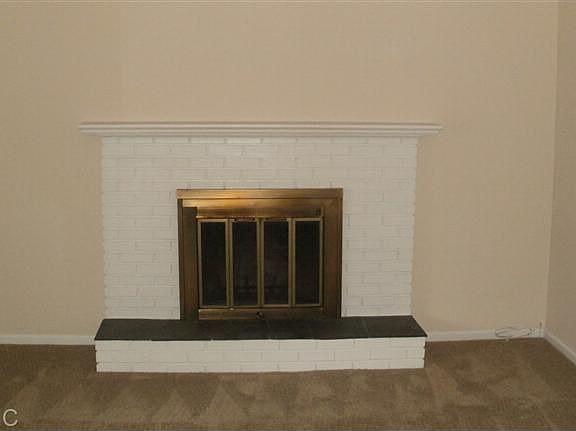 5th image of 6195 Capitan Dr SE