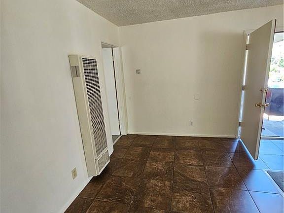 4th image of 501 W 34th St