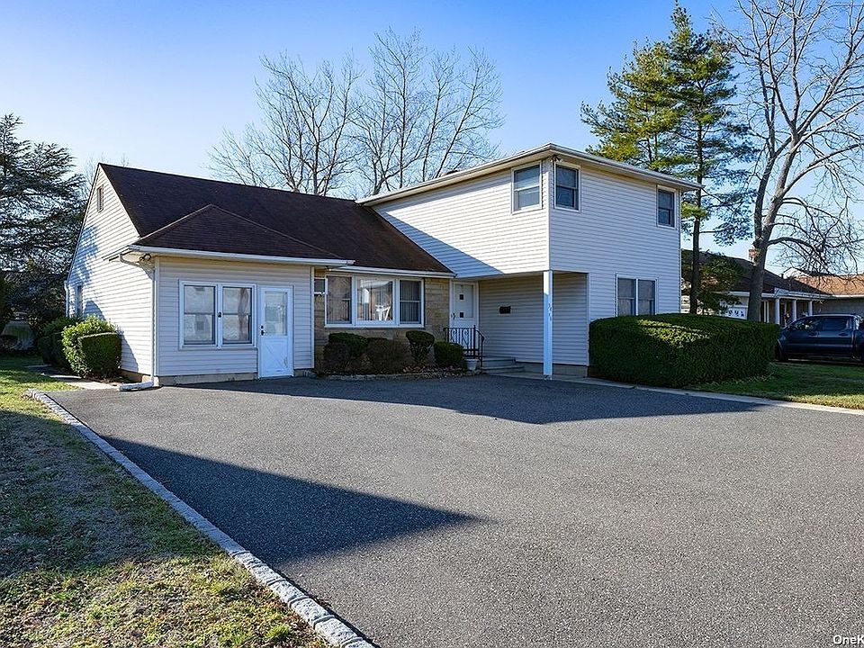 3496 Jerusalem Avenue, Wantagh, NY 11793 MLS 3451977 Zillow